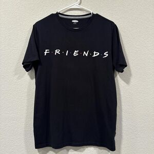 Friends black graphic tee Size M